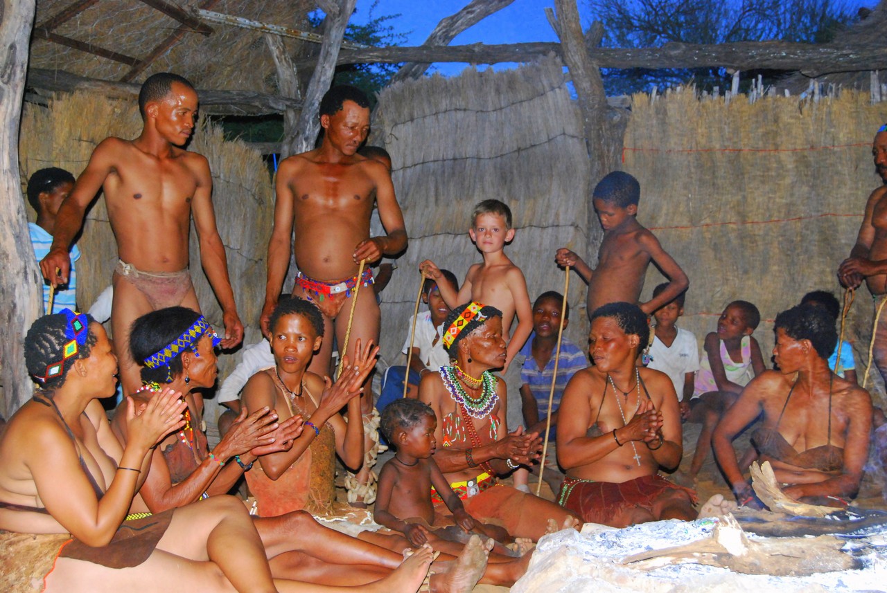 племена голых людей фото 78