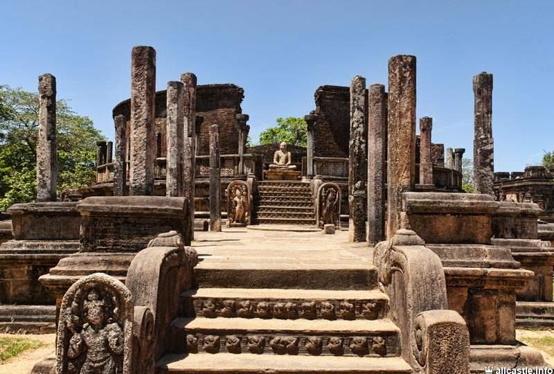 Sri_Lanka_Polonnaruwa_3